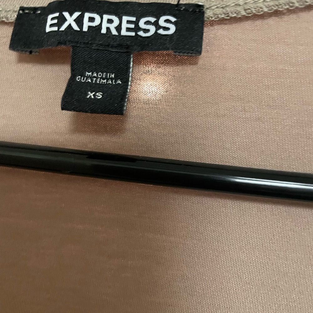 Express top - Picture 2 of 2